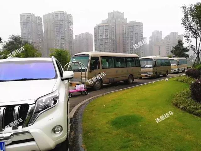 成都旅行用車(chē)