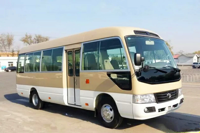 成都租中巴車(chē)多少錢(qián)