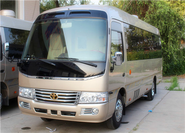 成都包車(chē)帶司機一天多少錢(qián)