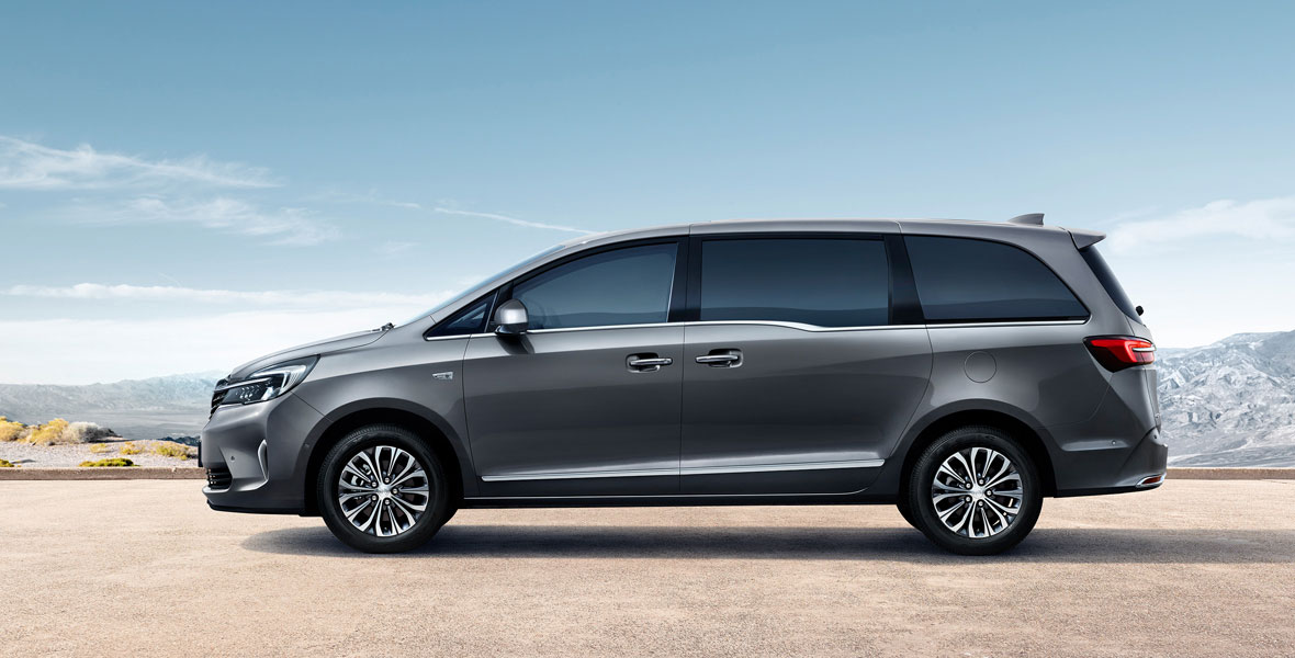成都自駕包車(chē)別克商務(wù)GL8一年包車(chē)費用價(jià)格表