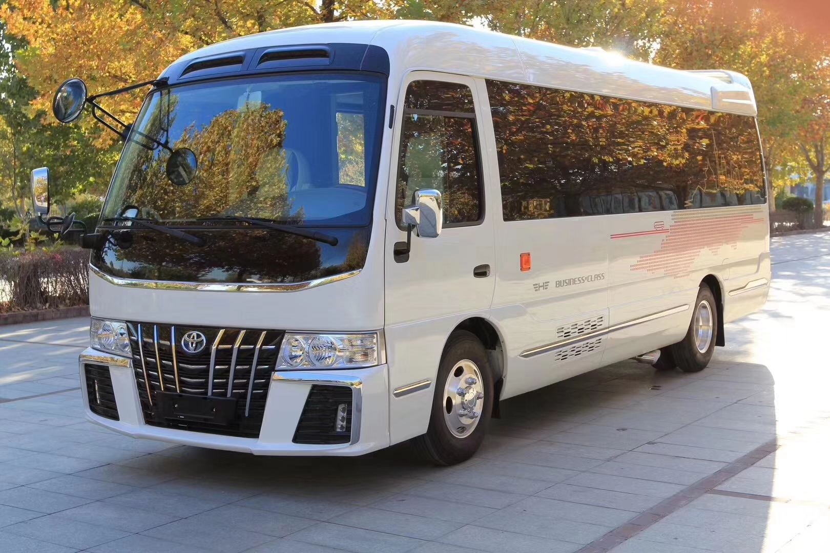 成都租中巴車(chē)價(jià)格