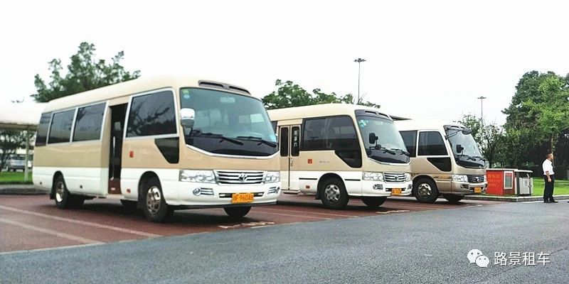成都考斯特19座價(jià)格表,豐田考斯特中巴車(chē)多少錢(qián),