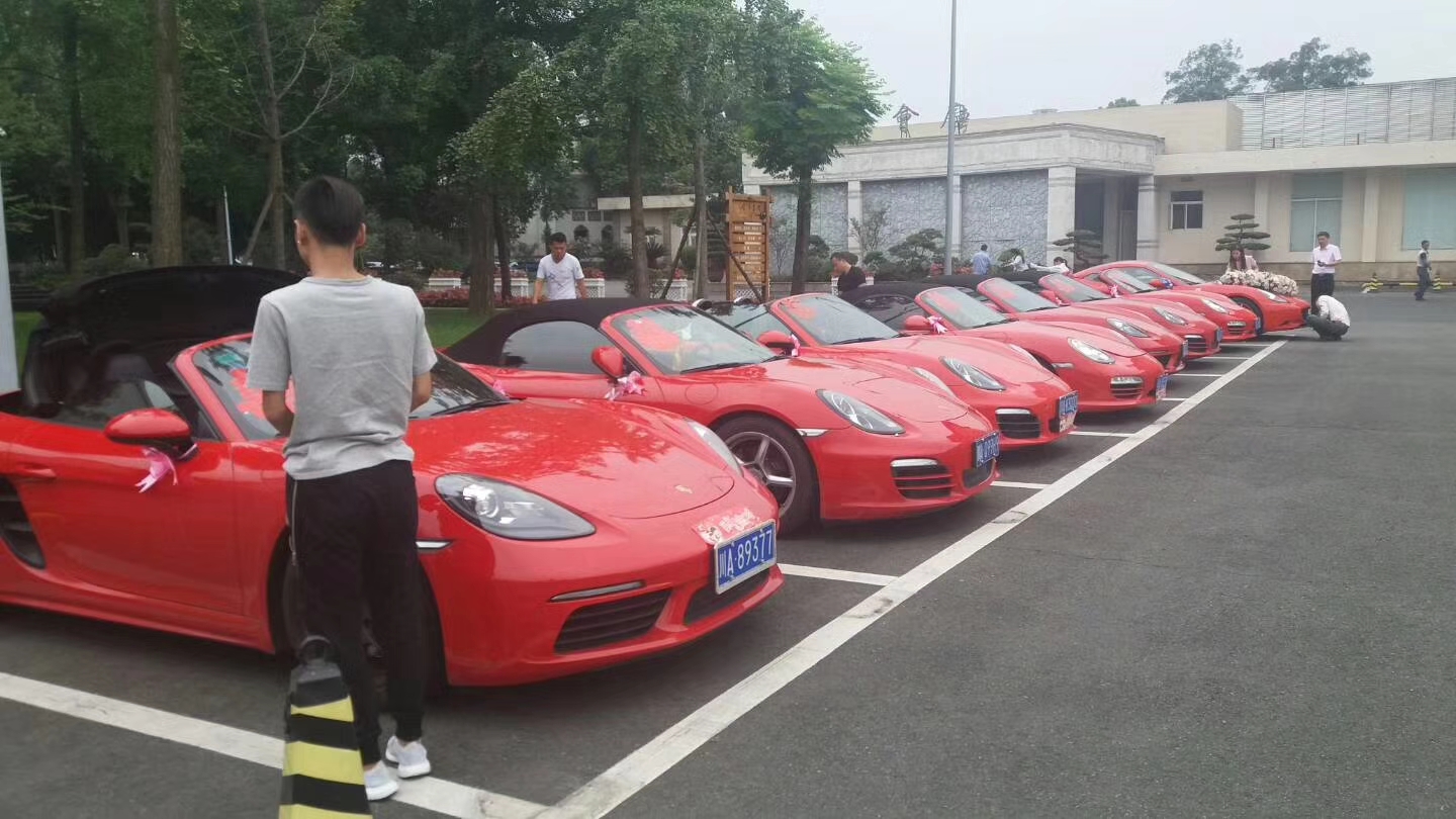 成都租豪車(chē)