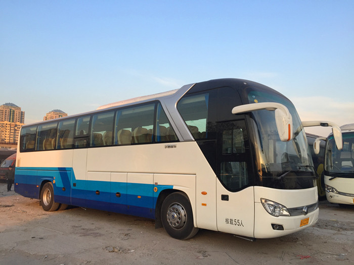 成都租大巴車(chē)