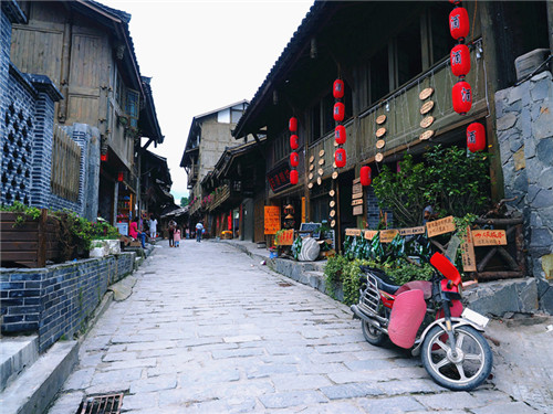 川藏線(xiàn)自駕游租車(chē)或拼車(chē)哪一種方式更佳